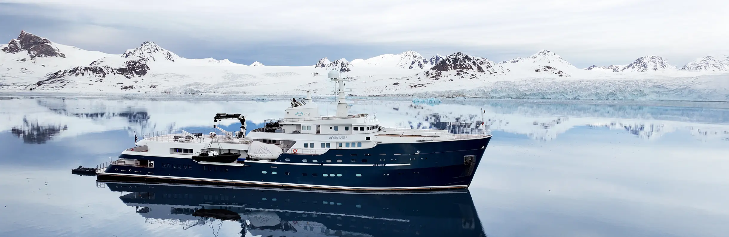 Featured yacht Aqua Lares